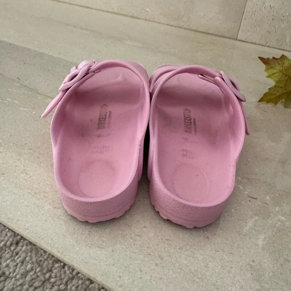 Birkenstock Girls Sandal Size 33